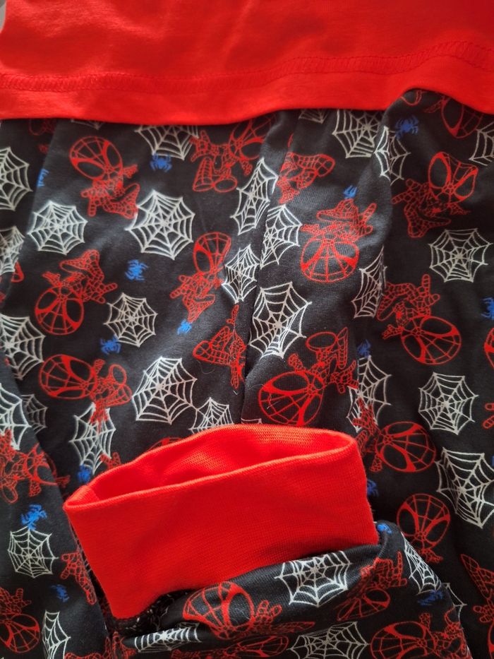 pyjama spiderman 8 ans neuf - photo numéro 4