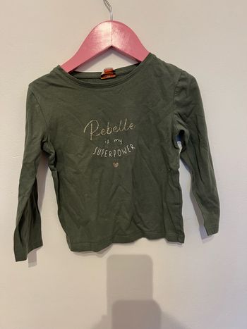 T shirt kaki