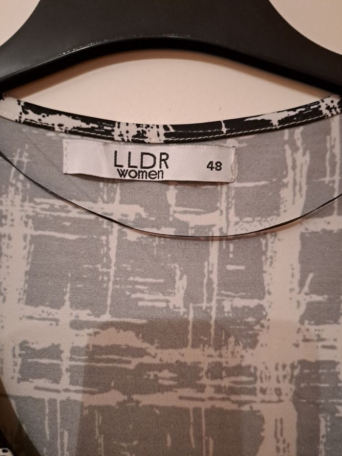 Robe T48 - photo numéro 4