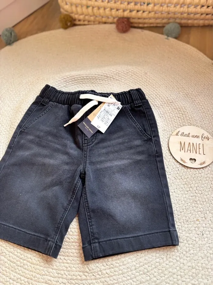 Short garçon neuf