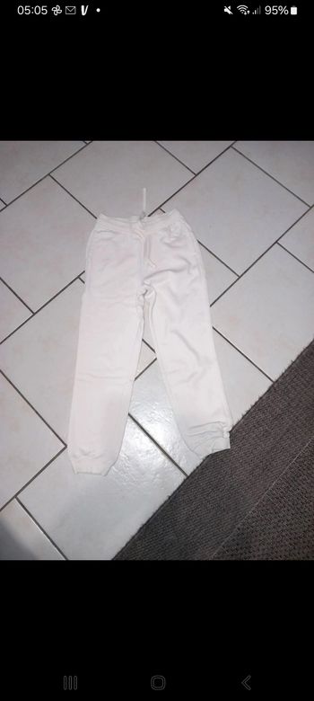 Bas de jogging beige kiabi 8 ans taille élastique tbe 