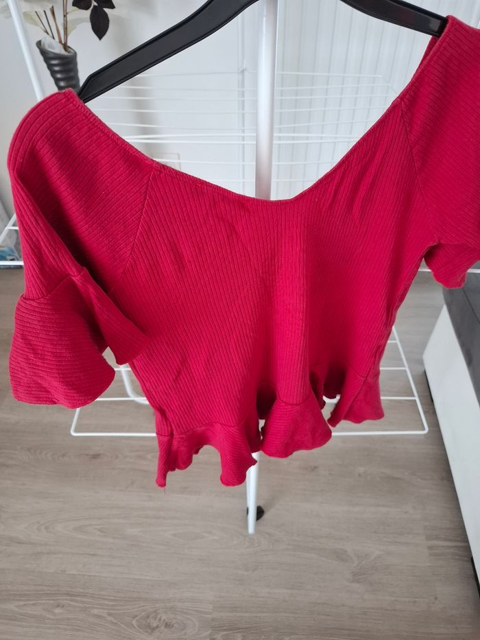 Top rouge - photo numéro 3