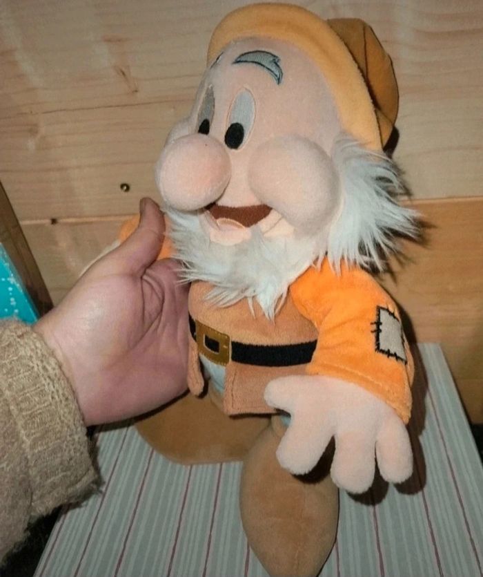 Peluche joyeux disney - photo numéro 2