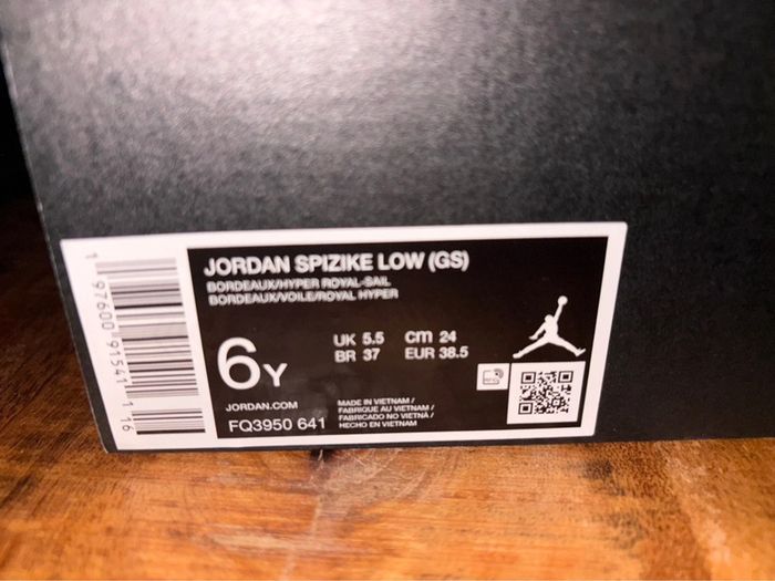 Baskets Jordan P.38,5 Neuves unisex - photo numéro 9
