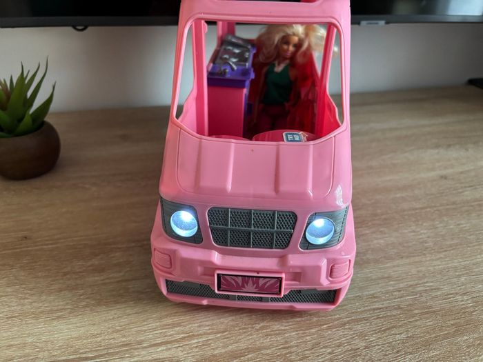 Camping car rose pour poupée Barbie son lumière - photo numéro 6