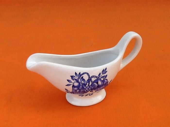 Saucière avec sa cuillère Porcelaine blanche, décor corbeille de fruits - photo numéro 6