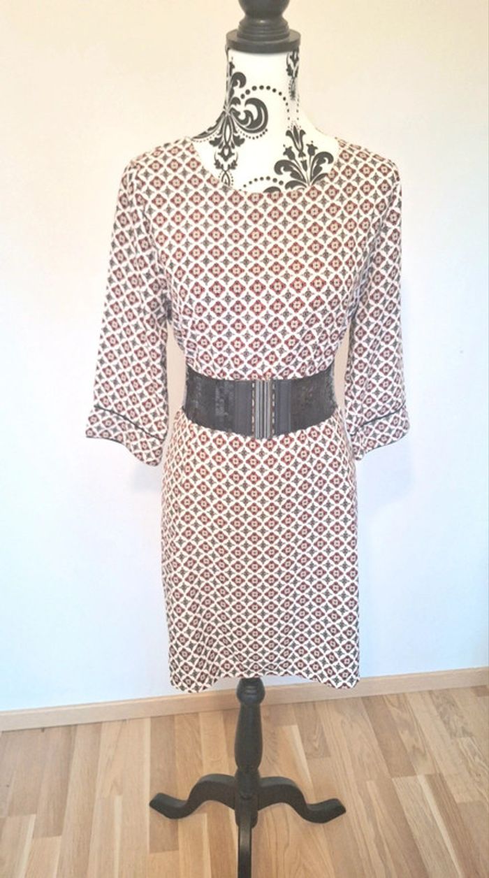 Sublime robe à motif taille M comme neuve