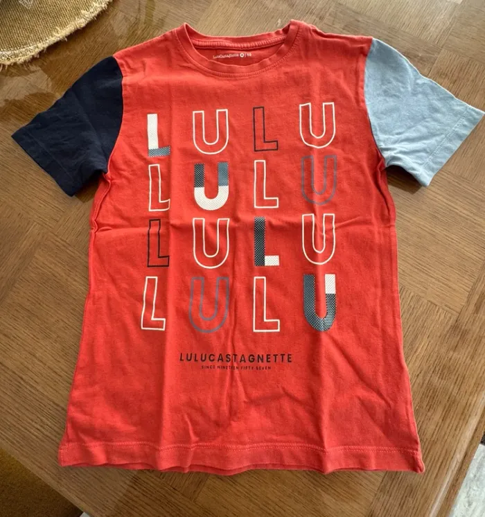 T-shirt