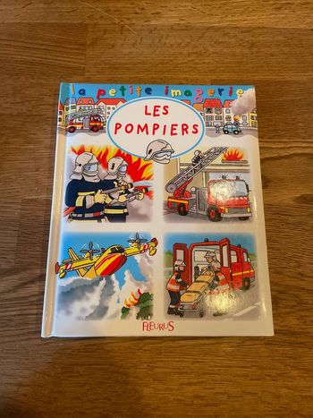 Livre La petite imagerie Les pompiers Numéro 117