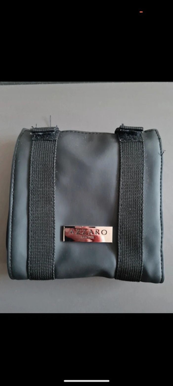 Trousse toilette azzaro noire