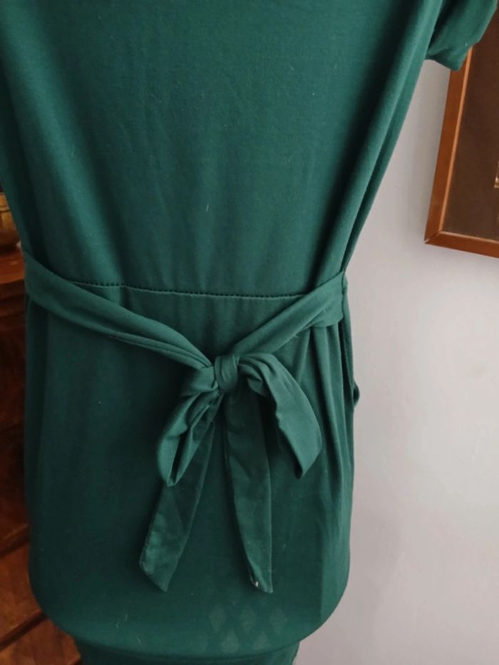 Robe courte col bateau manches courtes ceinture à nouer - photo numéro 8