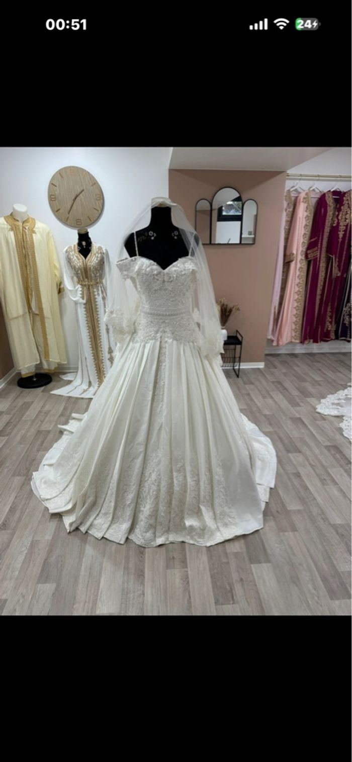 Robe de mariée - photo numéro 4