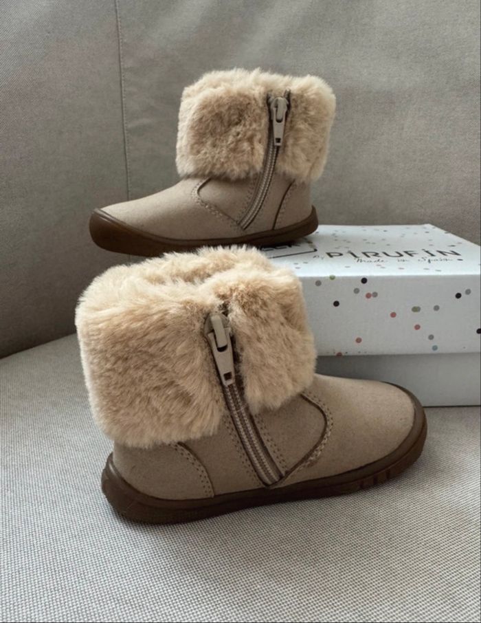 Bottines Piruflex neuves taille 23 - photo numéro 2