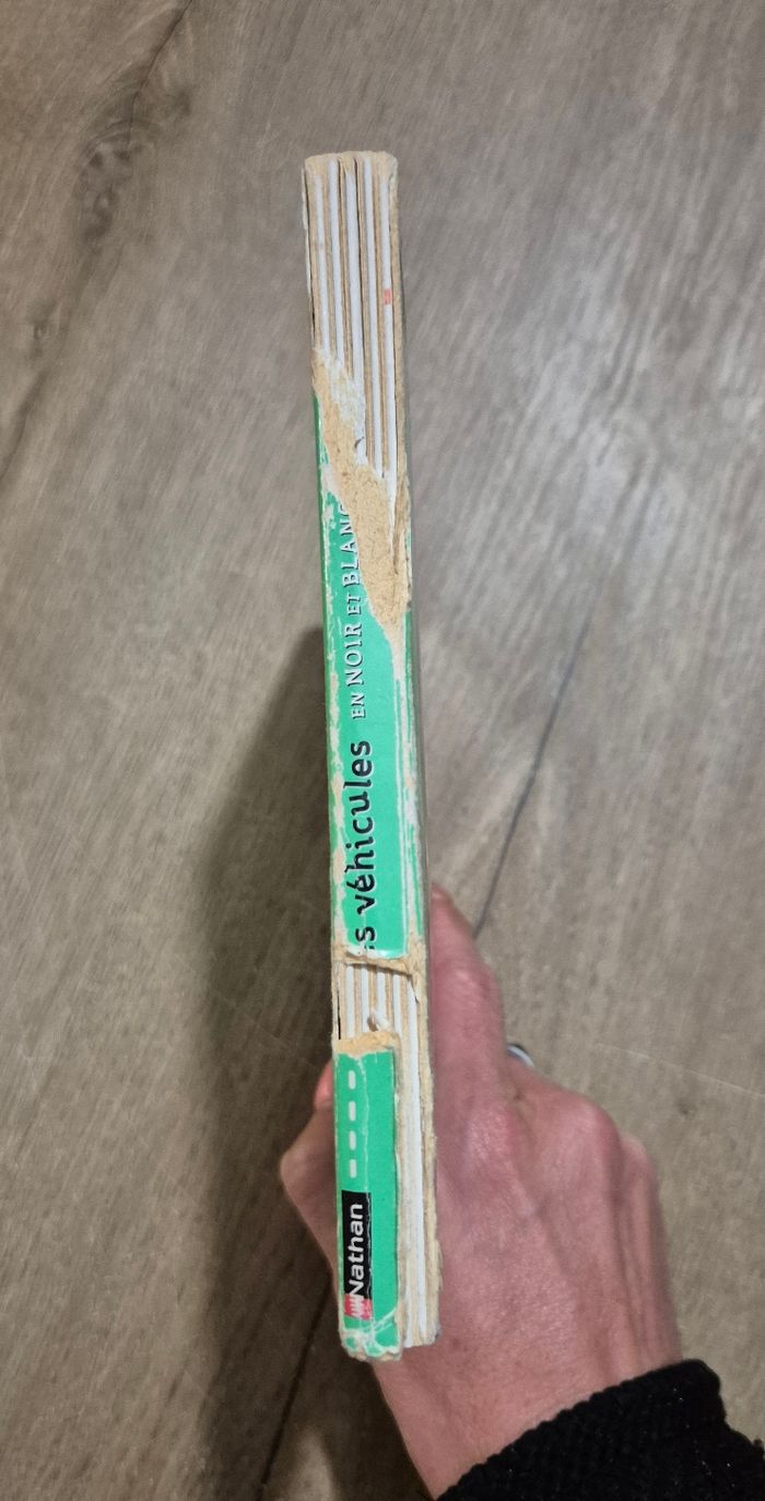 Livre à toucher Mes véhicules en noir et blanc - photo numéro 8