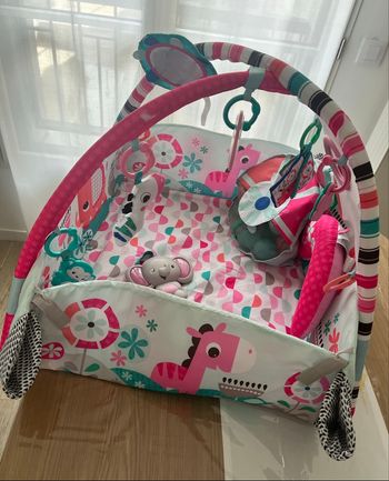 Tapis d’éveil multi activités  