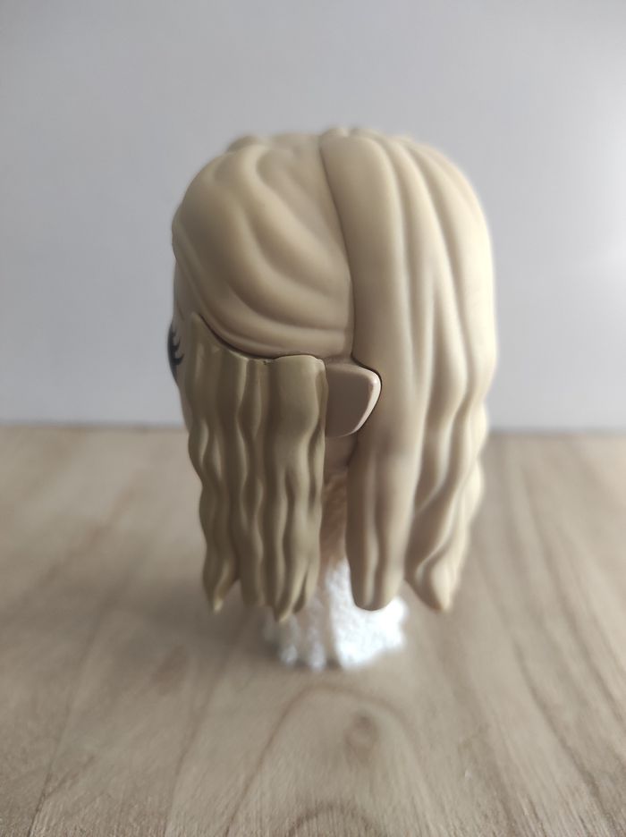 Figurine Funko pop Galadriel 631 SANS boîte ( Le Seigneur des Anneaux ) - photo numéro 4