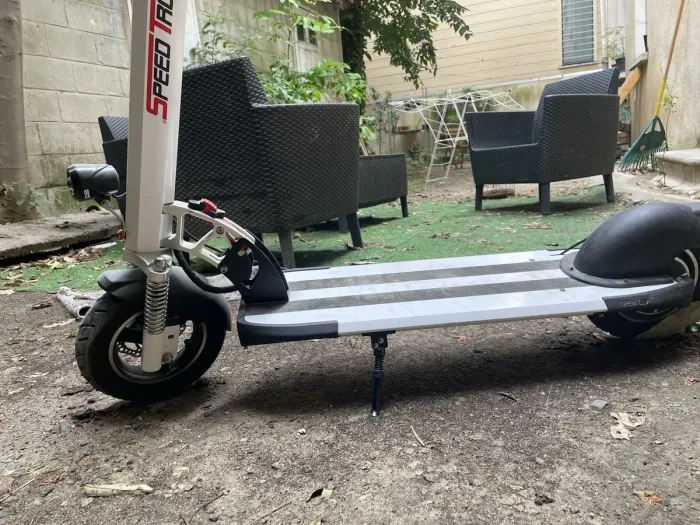 TROTTINETTE ÉLECTRIQUE - photo numéro 2