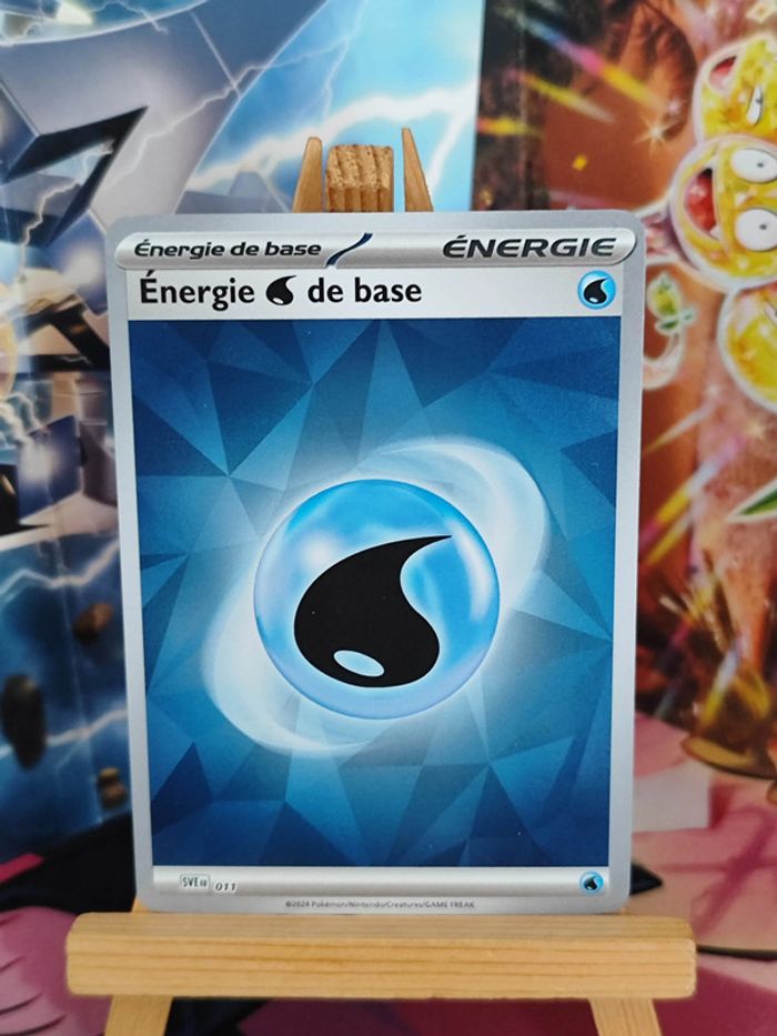 Énergie Eau (2024) holo miroir SVE 011 Évolutions Prismatiques