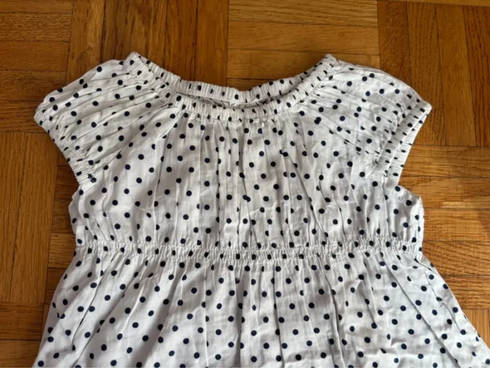 Robe H&M 6/9 mois comme neuve - photo numéro 2