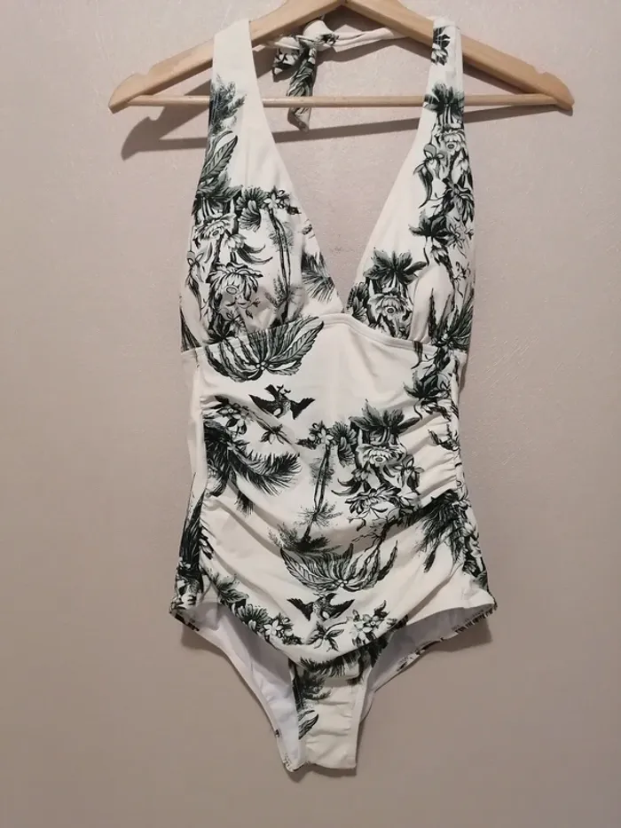 Superbe Maillot de Bain neuf M