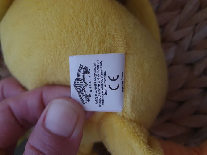 Grande peluche titi Warner Bros Looney Tunes Hauteur 56 cm - photo numéro 3