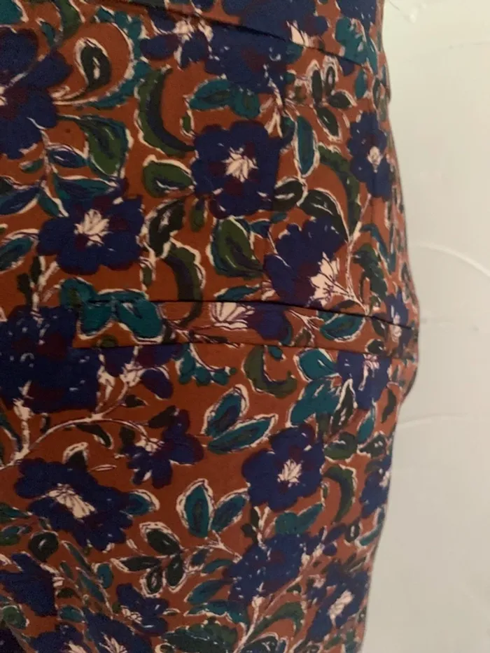 Pantalon motifs fleurs camaïeu taille 40 - photo numéro 9