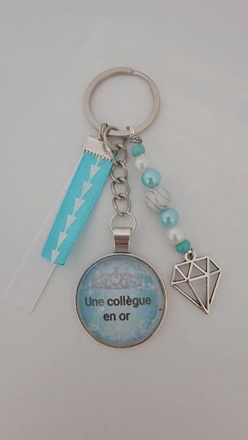 Cadeau collègue,  porte clé message bijoux de sac " collègue en or"
