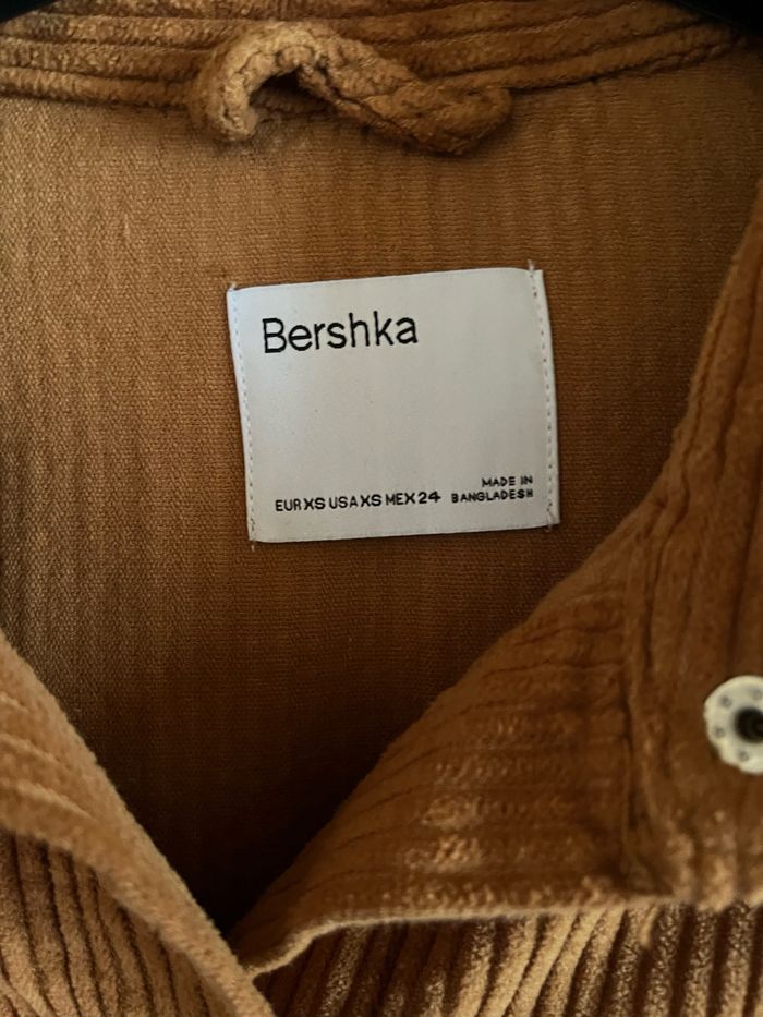 Chemise velours côtelée Bershka (XS) - photo numéro 3