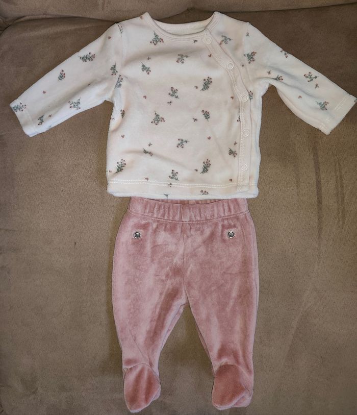 Naissance et 1 mois fille - photo numéro 2