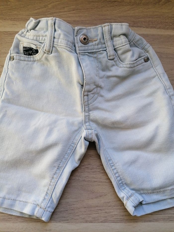 Short Tape à l'œil