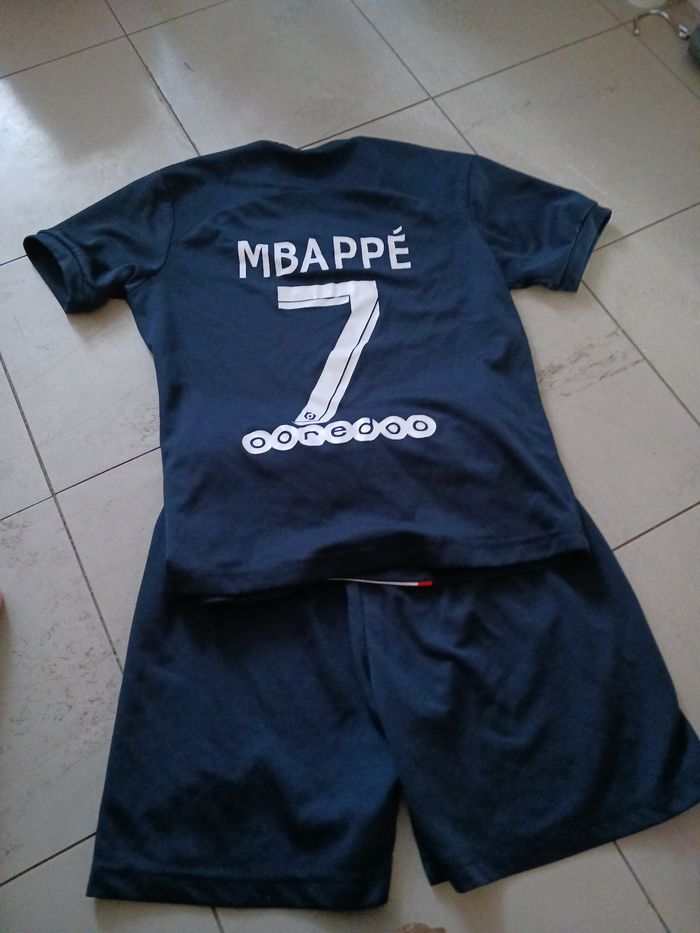 Maillot psg mbappé 2022 2023 - photo numéro 2
