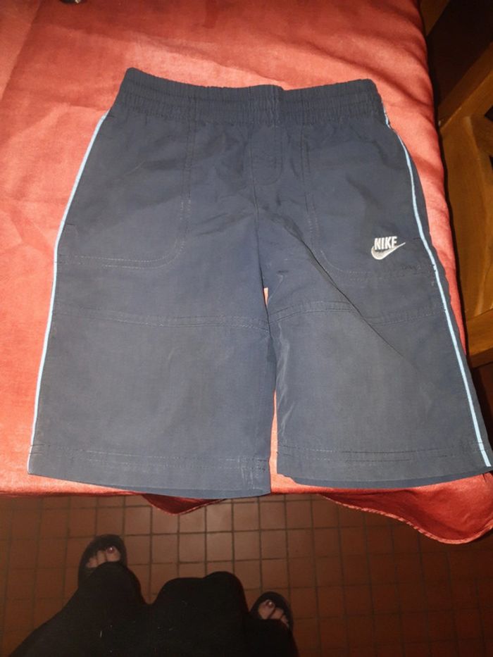 Bermuda nike