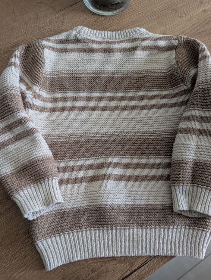 Pull en maille 5/6 ans - photo numéro 3