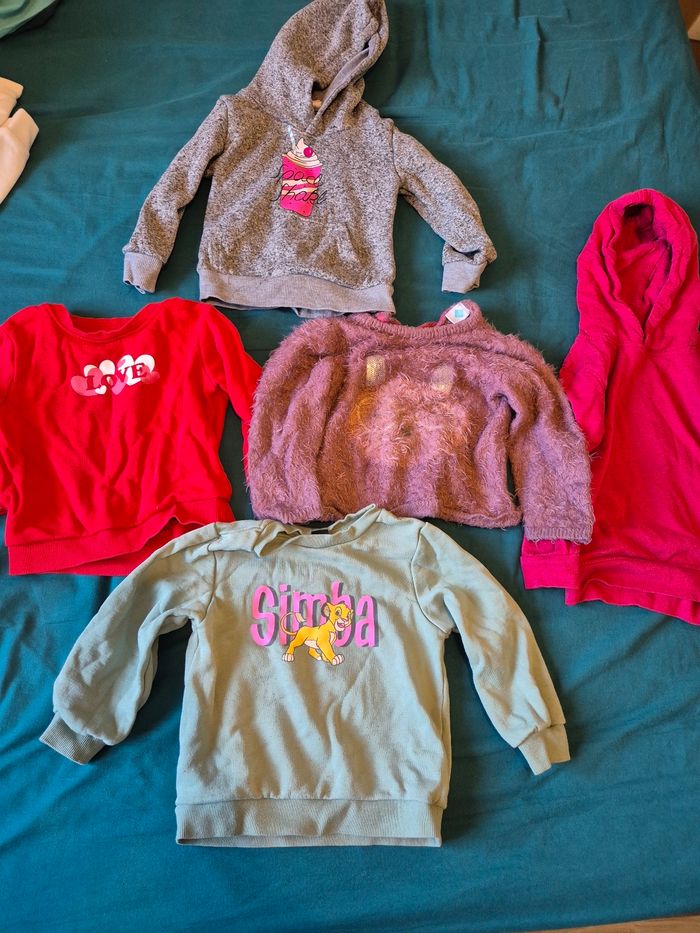 Lot vêtements fille 3 ans - photo numéro 2