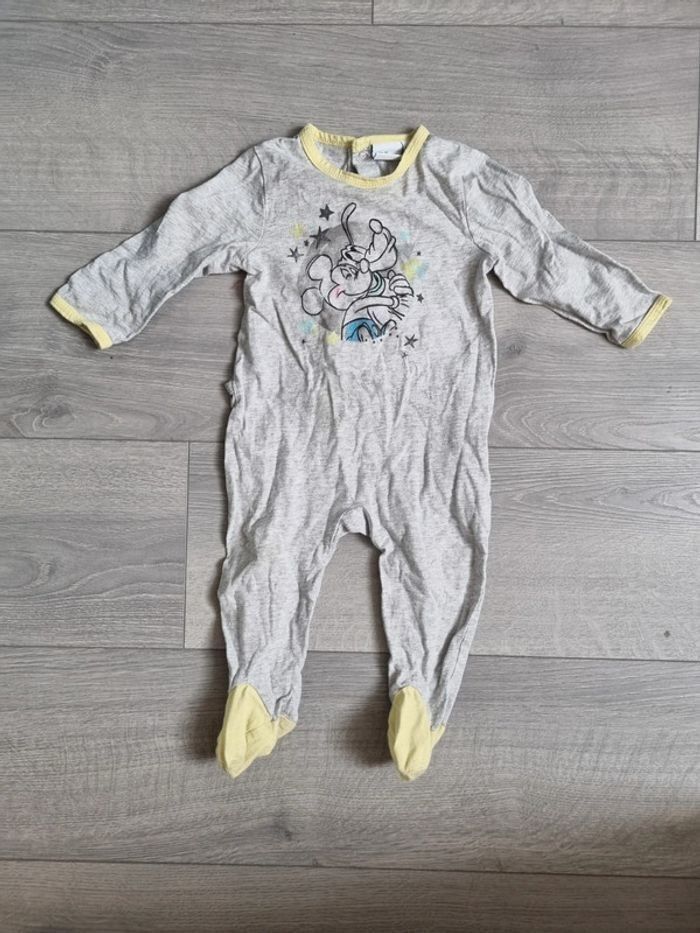 ​Pyjama Dors-Bien Bébé Mickey Mouse Disney Gris Jaune Taille 12 Mois Tres Bonne Etat