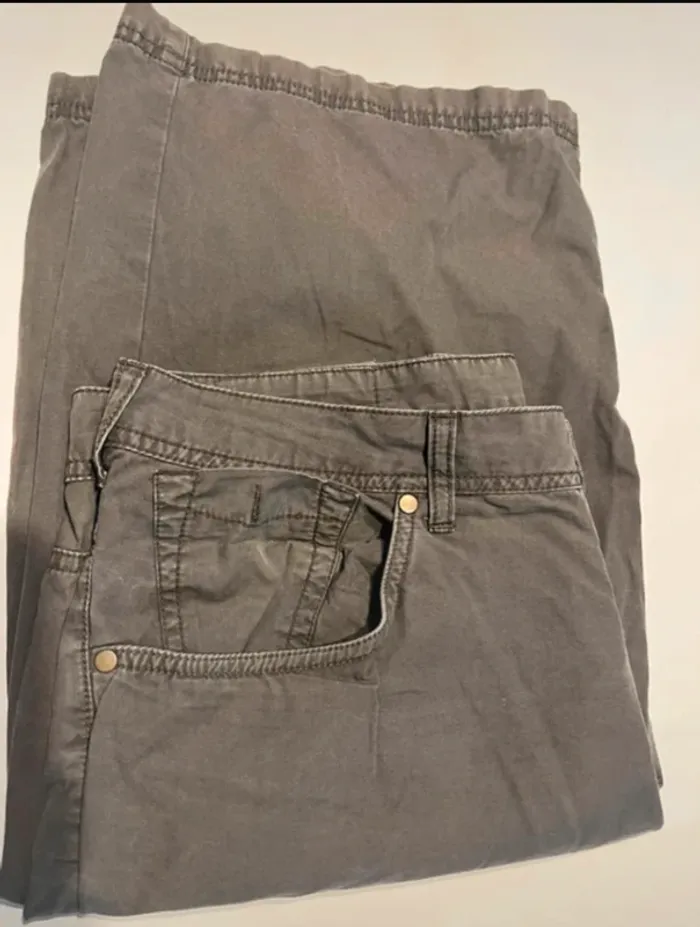 Short riftland en taille 46 - photo numéro 3