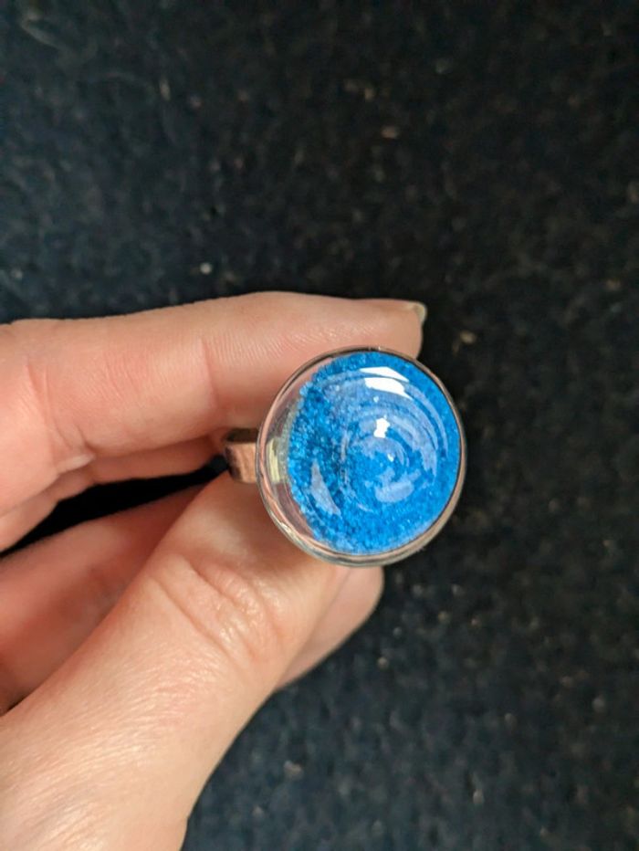 Bague ronde en verre style pylônes - photo numéro 3