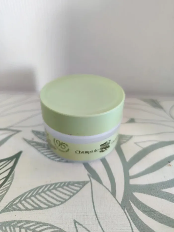 Botanical care crème de jour et de nuit hydratante champ de provence 50ml valeur 12€