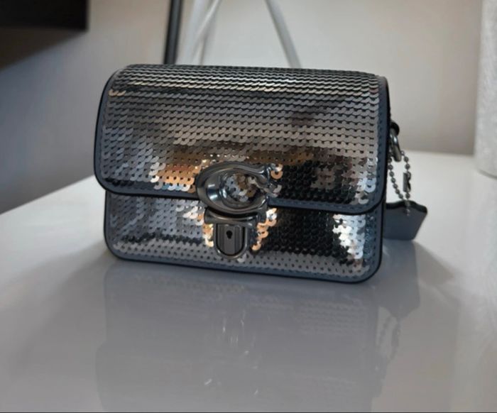 Sac Coach Tabby Micro Sequin Argenté - Neuf - photo numéro 4