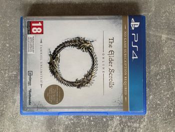 Jeu pour sony PS4, The elder scrolls en anglais.