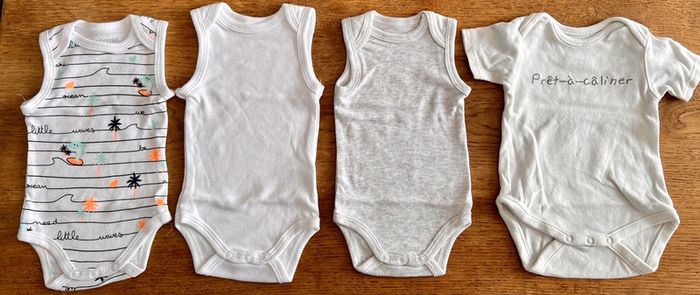 Lot vêtements bébé 1 mois - photo numéro 3
