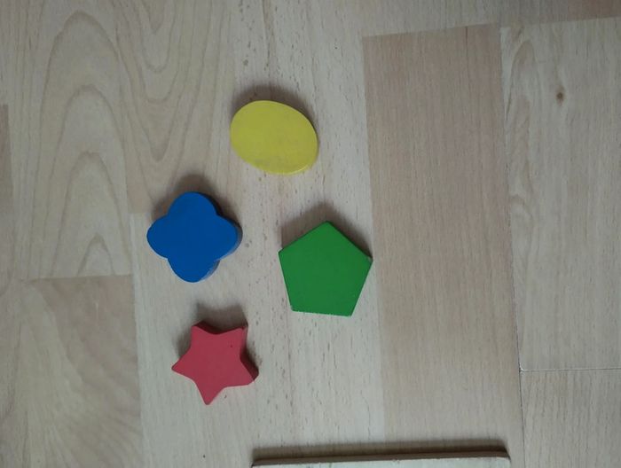 Puzzle avec formes - photo numéro 3
