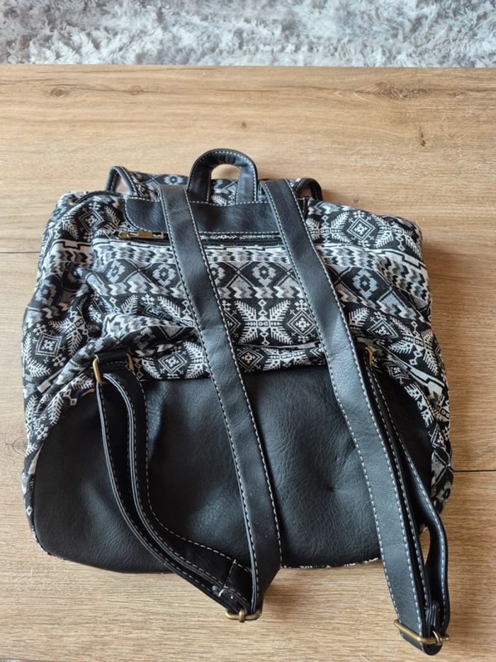 Sac à dos - photo numéro 2