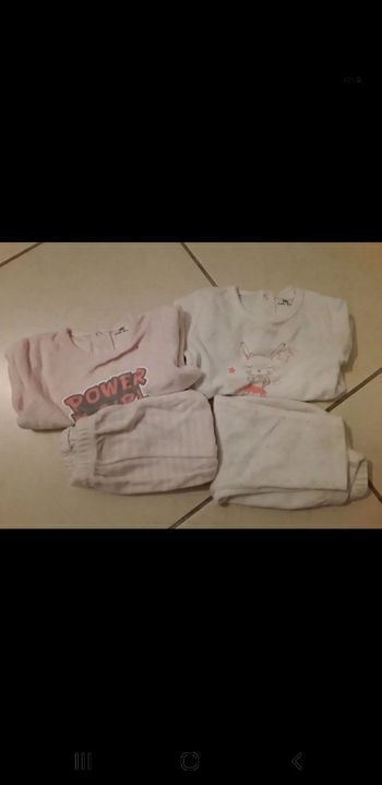 2 pyjamas chauds 6  mois