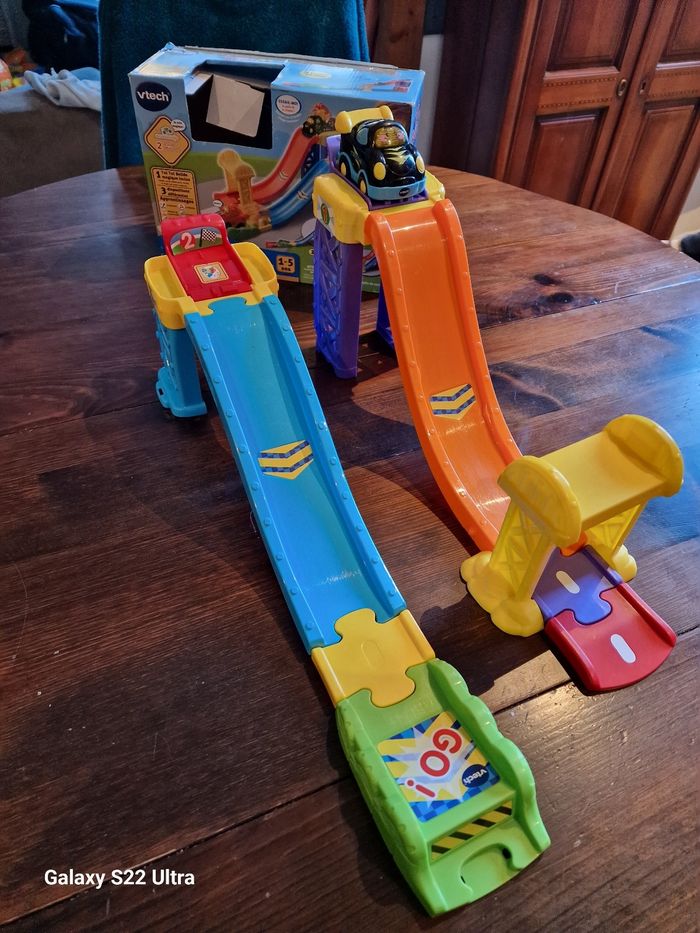 Circuit VTech Tut Tut Bolides – Complet avec boîte