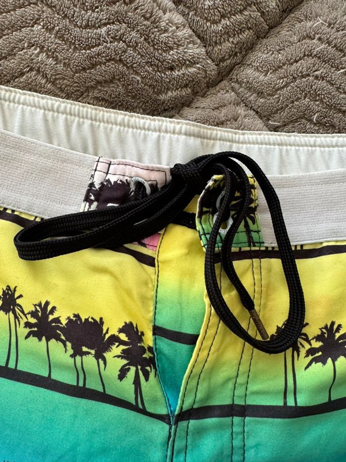 Short de bain pull-in beach en très bon état taille m - photo numéro 3