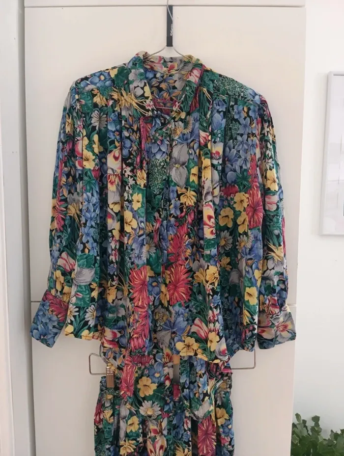 Chemise vintage fleurs multicolores