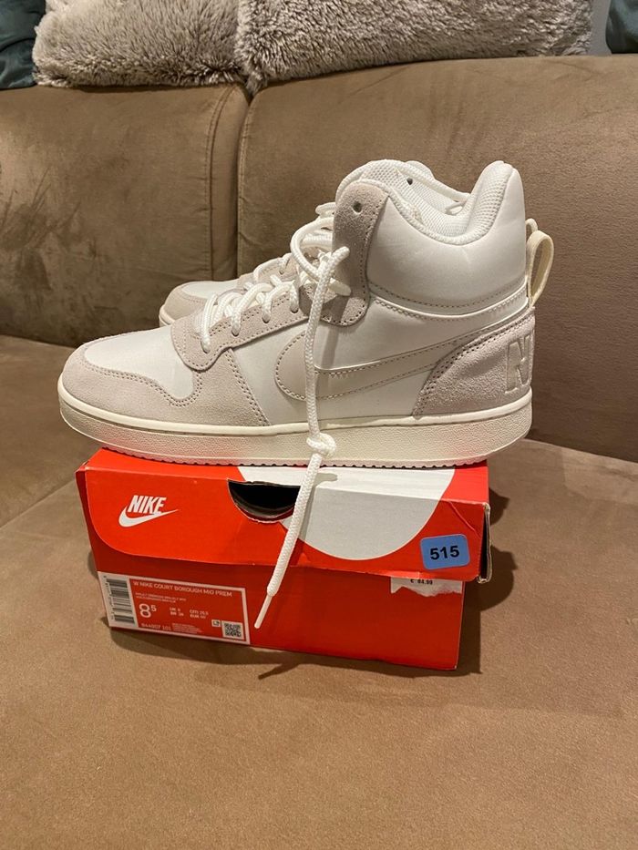 Basket Nike neuve