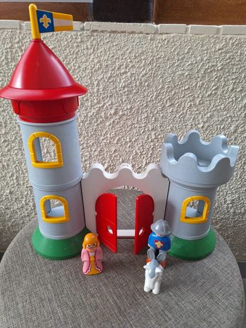 Château avec couple princier playmobil