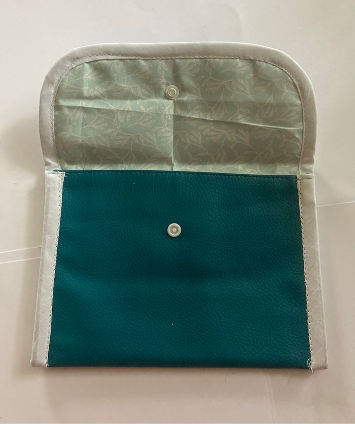 Pochette - photo numéro 2
